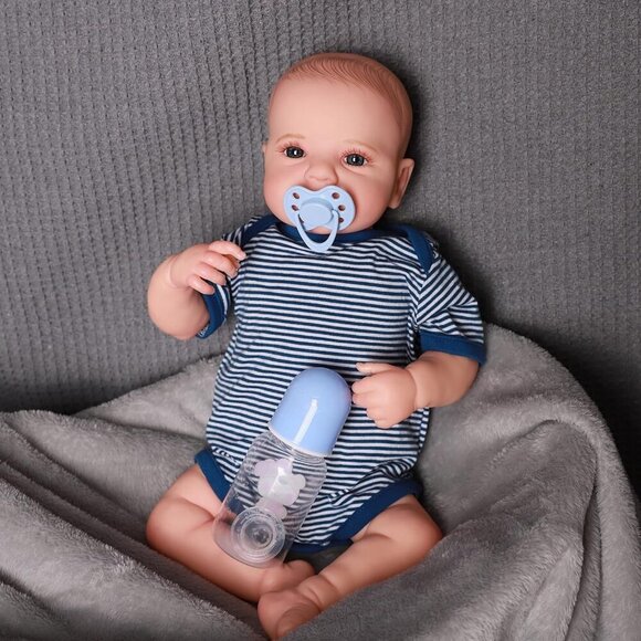 🆕 24 inches Soft Vinyl Body Realistic Reborn Baby Boy Doll - Picture 3 of 7